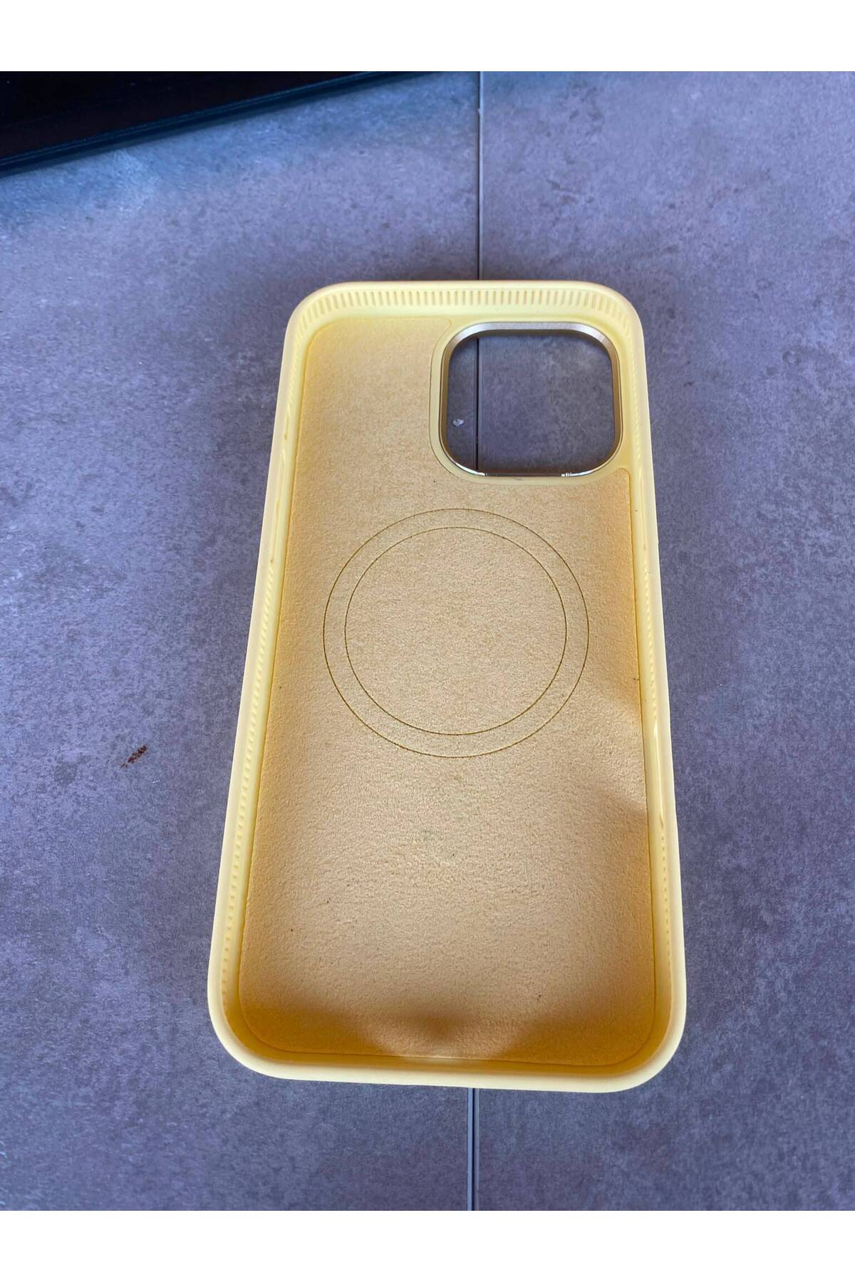 İphone 16 Pro Max Uyumlu Damla Simge Premium MagSafe Uyumlu Silikon Telefon Kılıfı
