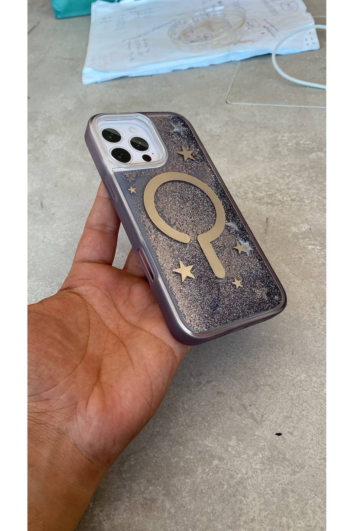 İphone 16 Pro Max Uyumlu MagSafe Destekli Akışkan Simli Şeffaf Premium Telefon Kılıfı