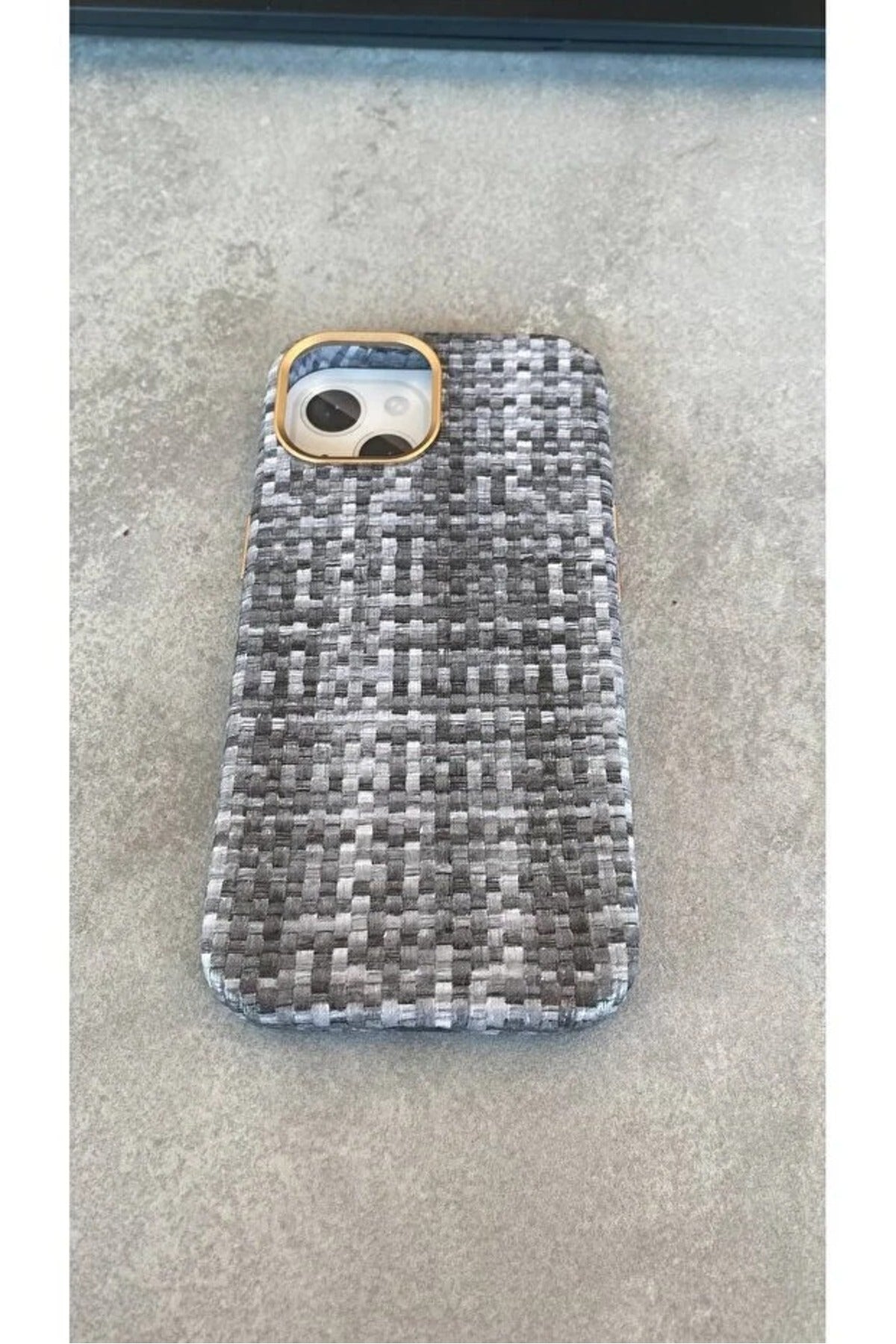 İphone 16 Pro Max Uyumlu Premium Karbon Örgü Dokulu MagSafe Uyumlu iPhone Kılıf Kadife İç Yüzey Darbe Korumalı Bej Mavi Kahve