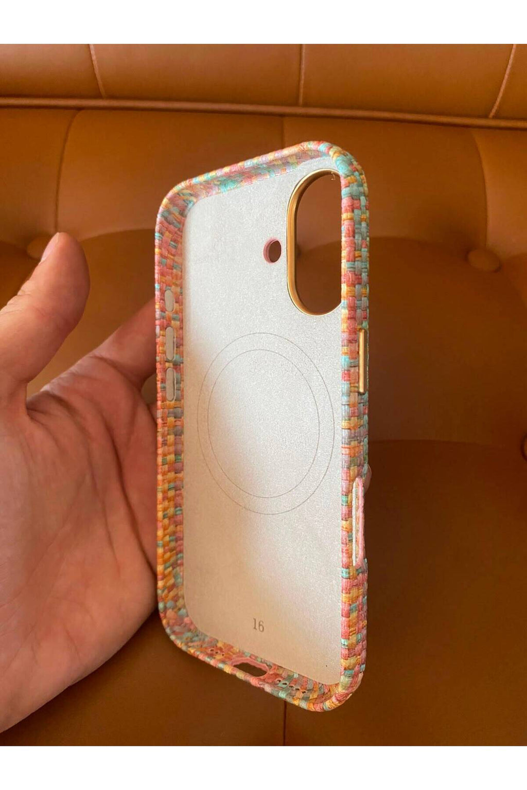 İphone 16 Uyumlu Premium Karbon Örgü Dokulu MagSafe Uyumlu iPhone Kılıf Kadife İç Yüzey Darbe Korumalı Bej Mavi Kahve