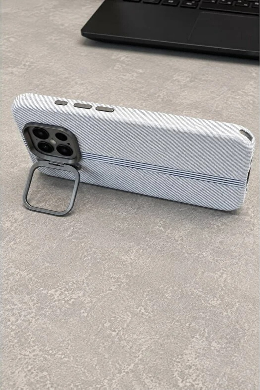Karbon Dokulu Standlı MagSafe Kılıf