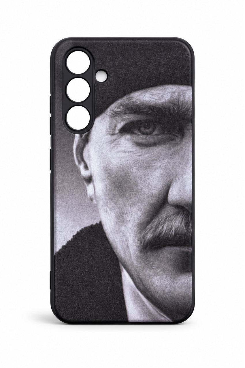 WOTOBEUS Samsung Galaxy S23 FE Tasarım Kılıf, Leopar Kılıf, Atatürk Kılıf, İçi Kadife Kılıf — beyaz stüdyo fonu, 850 × 1274