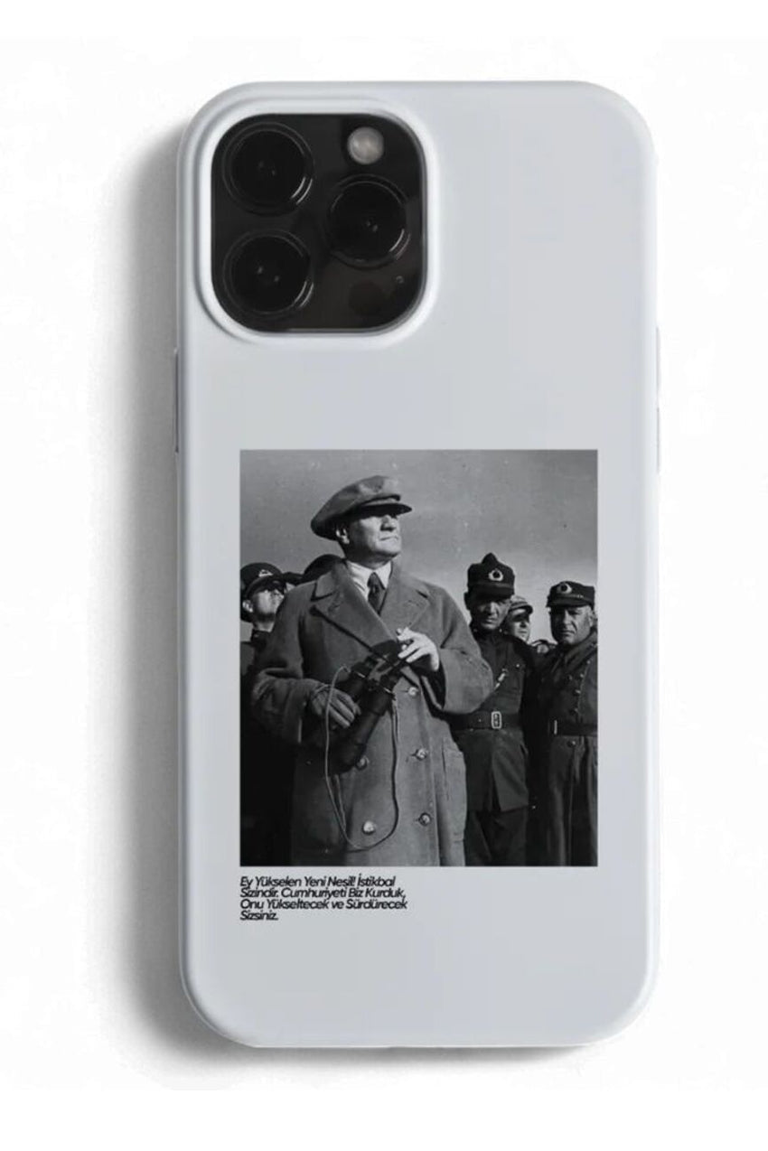 WOTOBEUS İle  Atatürk Desenli İçi Kadife Premium Kalite Lansman Telefon Kılıfı — beyaz stüdyo fonu, 850 × 1274