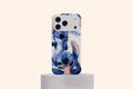 WOTOBEUS Mavi Stitch Kolaj - iPhone 17 Pro Max üzerinde mokap