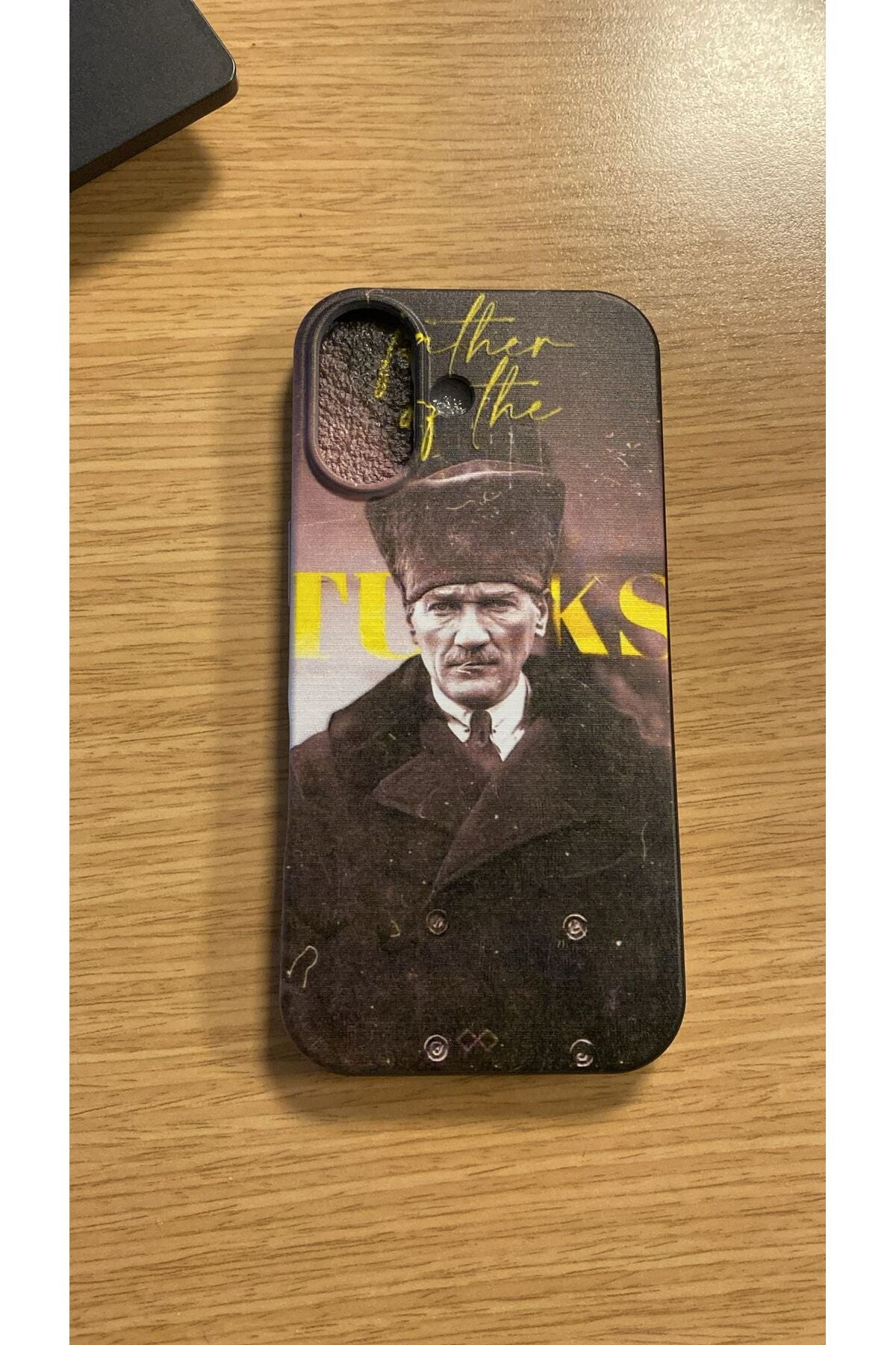 WOTOBEUS Atatürk Desenli İçi Kadife Premium Kalite Lansman Telefon Kılıfı